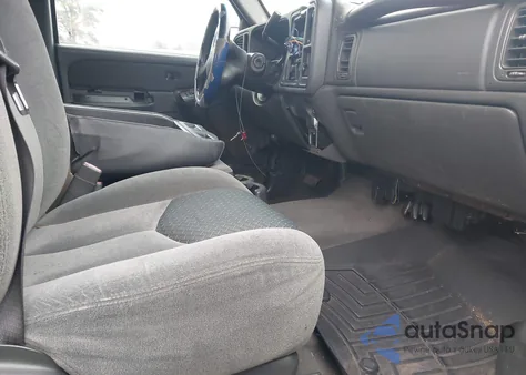 2004 Chevrolet Avalanche 1500 z USA, uszkodzony, nr VIN 3GNEC12T34G280810